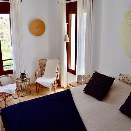 B&B And Apartments Cortijo La Zapatera Canillas de Aceituno Exteriör bild